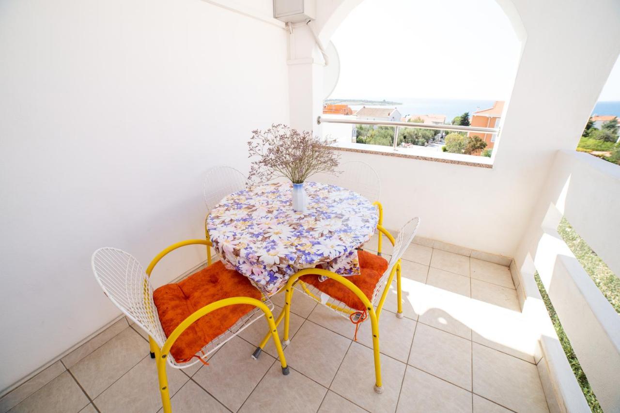 Apartmani Antonia Новаля Екстериор снимка