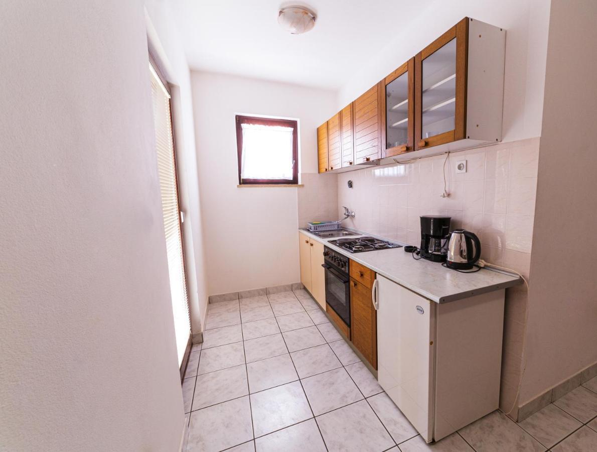 Apartmani Antonia Новаля Екстериор снимка
