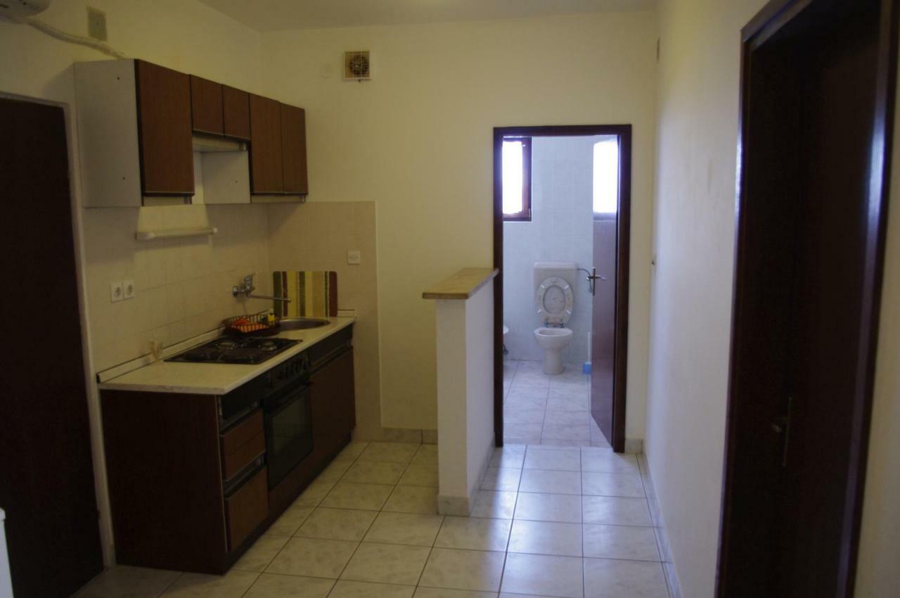 Apartmani Antonia Новаля Екстериор снимка